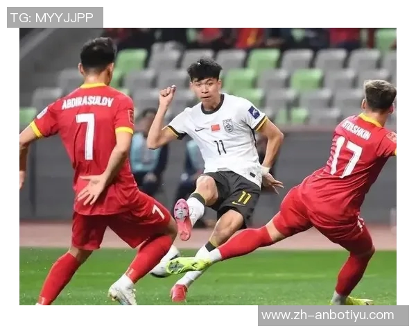 国足喜讯蒋圣龙伤情恢复良好首发出战表现出色完成多次解围